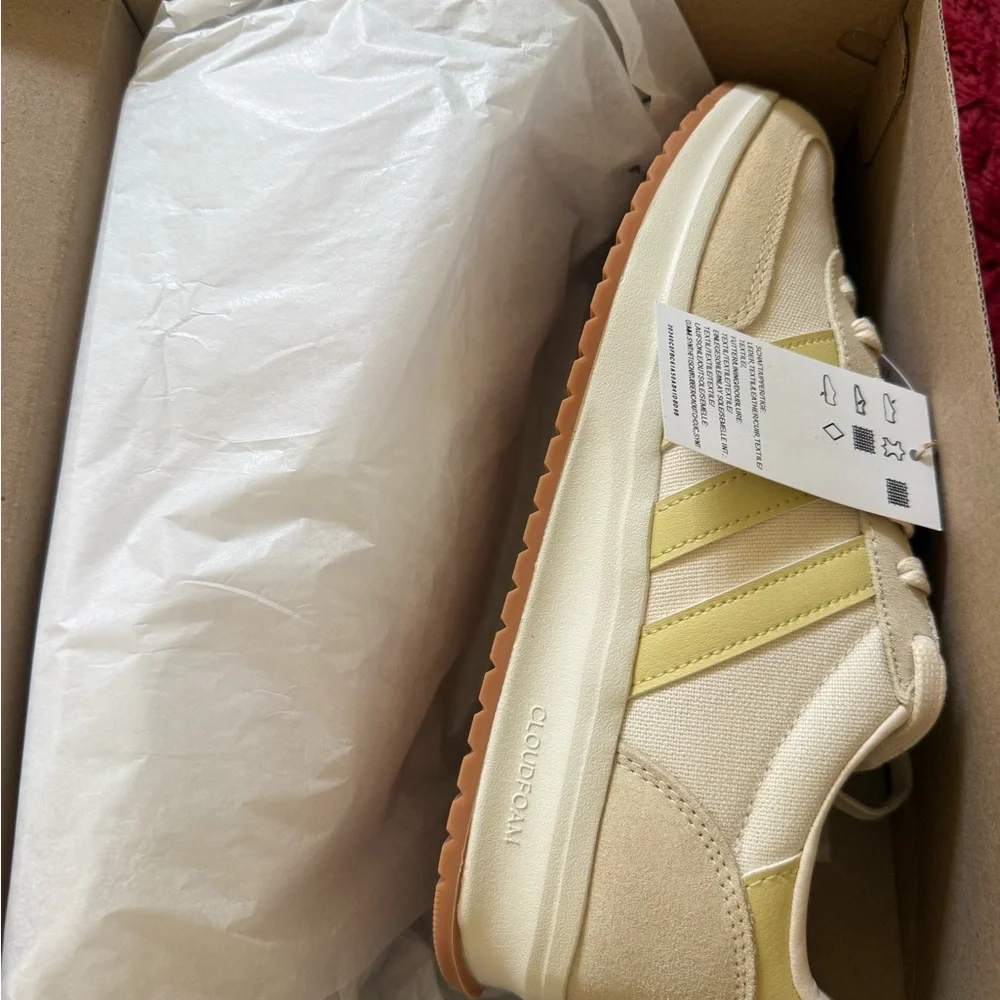 adidas chic sneakers